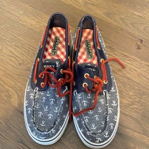 Nautical women’s sequined Sperry’s - 7.5